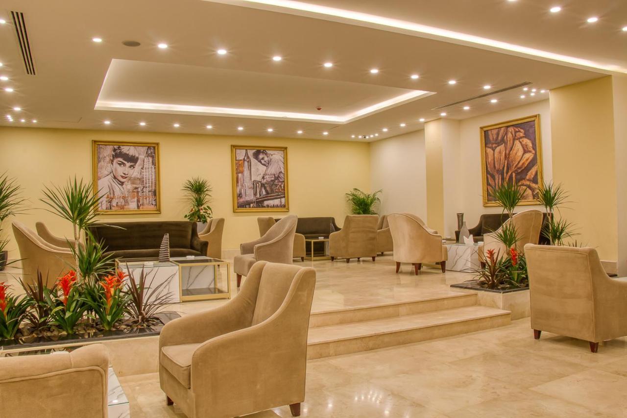 Carnival Hotel Ammán Kültér fotó
