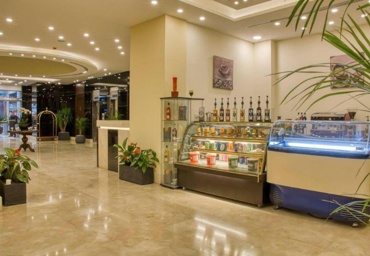 Carnival Hotel Ammán Kültér fotó