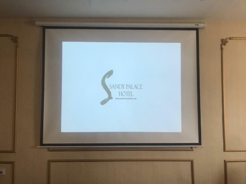 Carnival Hotel Ammán Kültér fotó